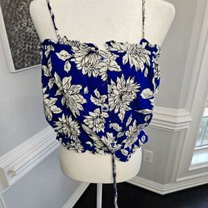 Nordstrom ABOUND crop top size large